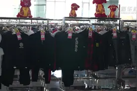 新疆巴克图口岸：百年商埠边民互市贸易繁荣图片