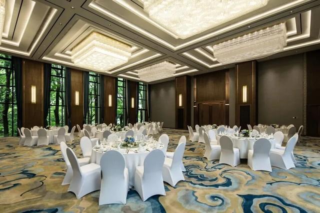 年末欢聚正当时，来长宁酒店解锁新体验～