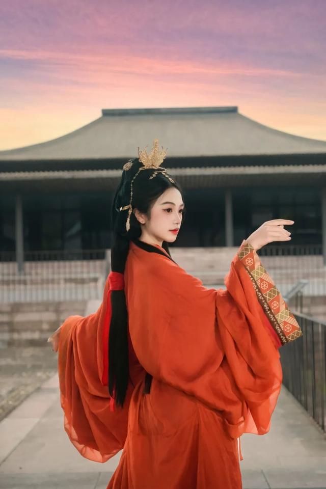 旅游要显贵，基础款就别搭基础款！龙虎山免票福利让你省钱又高级！