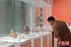 宜兴、景德镇两地75件大师陶瓷艺术精品集中展示图片