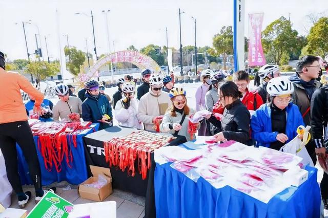 2026“活力宝山 逐风长滩”迎新骑行活动圆满举行