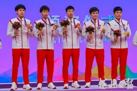 聚焦亚运会丨河北运动员梁靖崑摘金图片