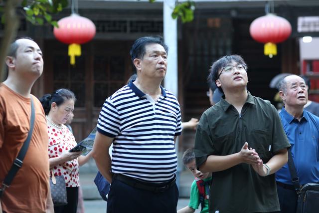 国庆小长假土楼景区“热力全开” 游客量达28.41万人次