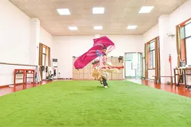 一个人的排练场图片