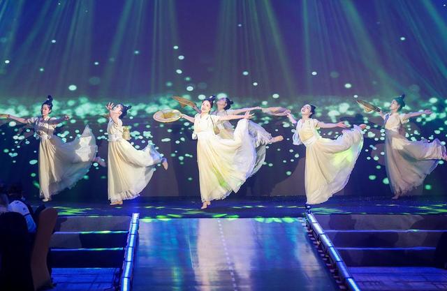 台州黄岩：300名马来西亚游客开启台州文化与美食之旅