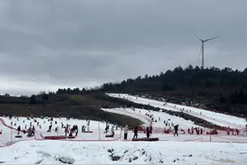 非遗、冰雪、演出……春节假期，重庆文旅迎来开门红图片