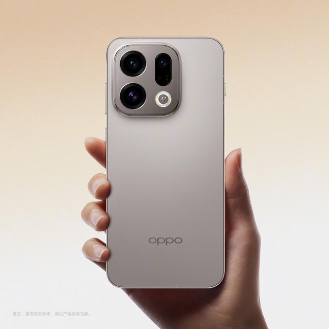 OPPO Find X9系列红色特别版首次亮相，独创绒砂工艺重塑旗舰质感
