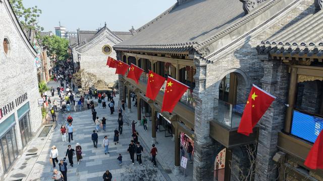 郑州亳都·新象：3600年商都与潮牌相遇 把历史逛成新时尚