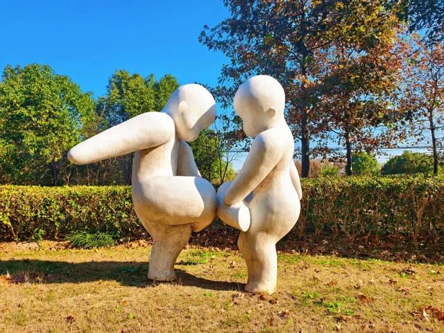 hi，你看到我的小伙伴了吗？