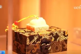 “奉旨出行”坐个公交，陕西西安这款交通卡仪式感满分图片