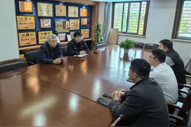 天井地面开裂到底谁来修？“三所联动”解纷争图片