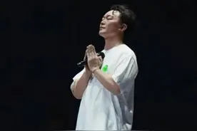 陈奕迅透露“以后唱歌嘴巴可能张不开”！两个月前下巴受伤缝了30多针图片