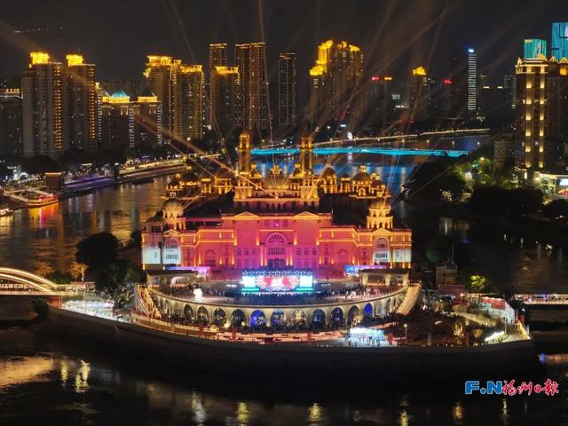 假期最后一天，闽江夜游火爆，有福之州人气十足！