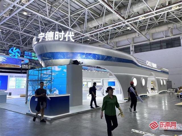 探馆第三届海装展：布展进入冲刺 深蓝重器“整装待发”