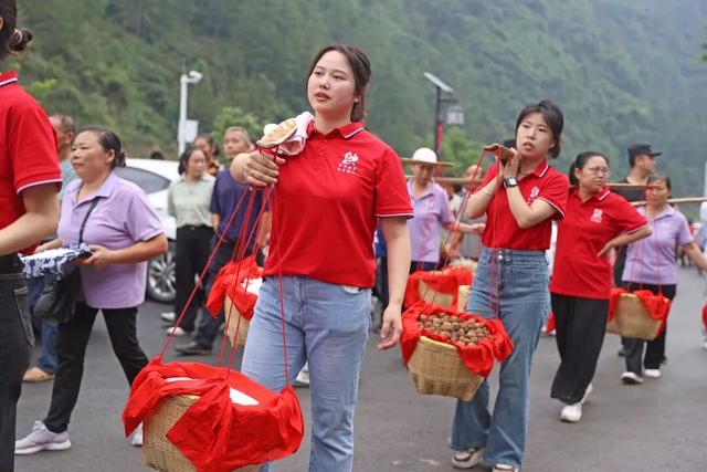 这个双节！彭水燃爆了！