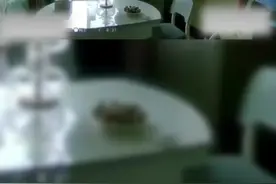 女子报警家中有怪兽！原来是吃了“看见小人套餐”图片