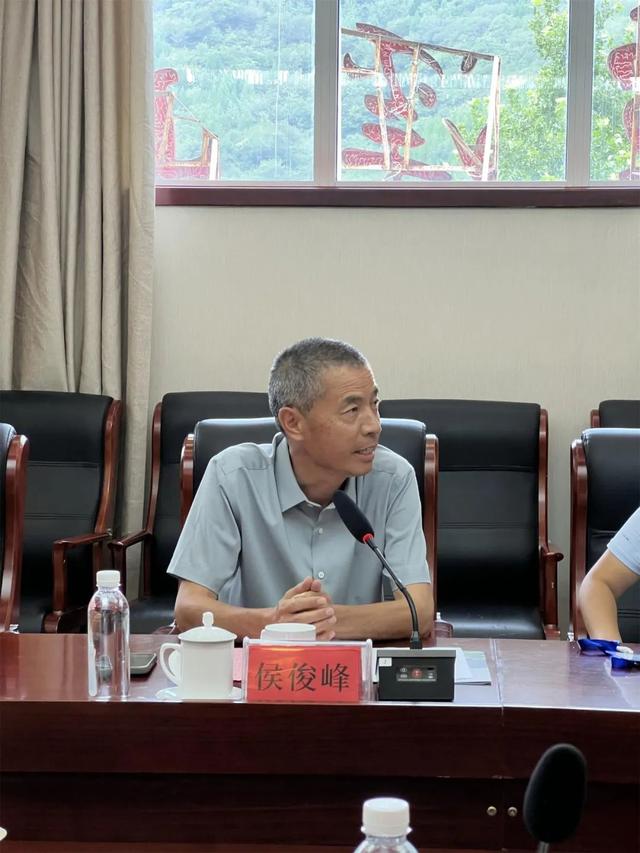 一条高速与一座山的诗意邂逅！济南、潍坊区县融媒采访活动走进淄博潭溪山