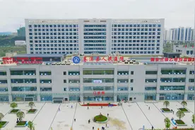 四川苍溪：让老百姓享受更优质的县域医疗服务图片