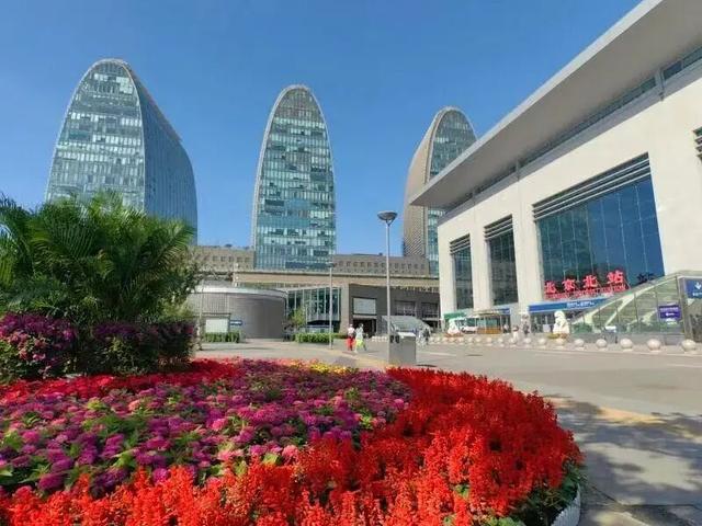 月满京城，站站生花！“七站两场”中秋打卡指南来了！