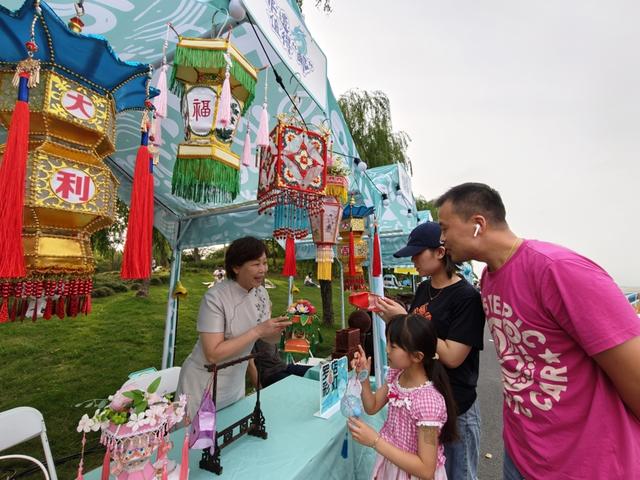文艺浓度超标！这个假期，在上海来一场都市艺术漫步