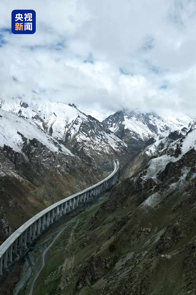 通了！穿越天山 此生必驾