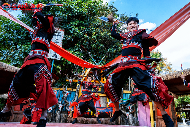 元旦假期，来云南民族村过佤族木鼓节