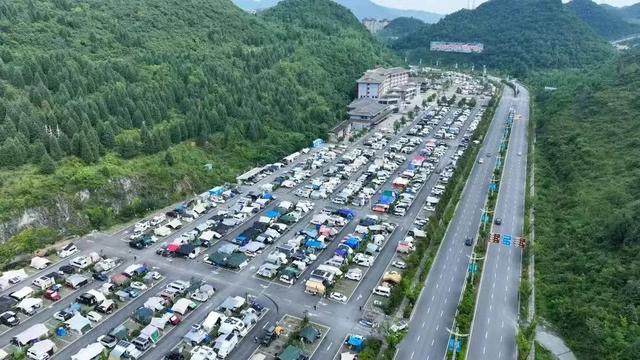 毕节会成为“三亚”之后的下一个顶流吗？