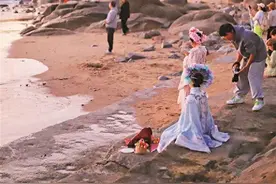 上山下海去草原！看游客们暑天里盛装出游热情十足→图片