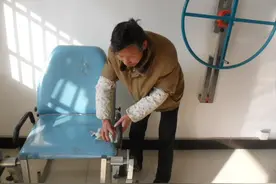 助残帮老二十年，松江这位残疾送餐员用劳动赢得尊重图片