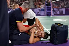 官方：马林因伤退出奥运，印尼选手玛丽斯卡获羽毛球女单铜牌图片