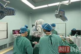 48岁男子常年头痛，一查竟是这种病图片