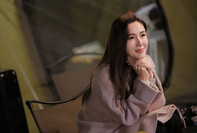 又一个野心勃勃的港女，被男人“拖后腿”了？