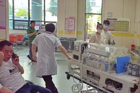 出生仅一瓶水的重量，“巴掌宝宝”162天成功闯关出院图片