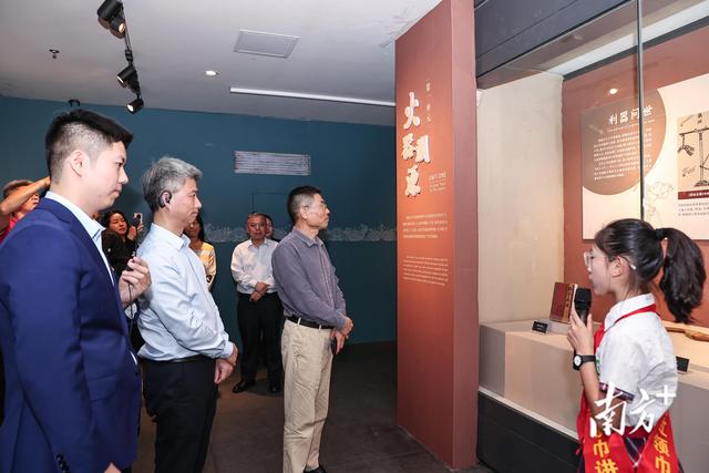 “中国航海火器文物展”在海战博物馆开幕，120件（套）文物亮相