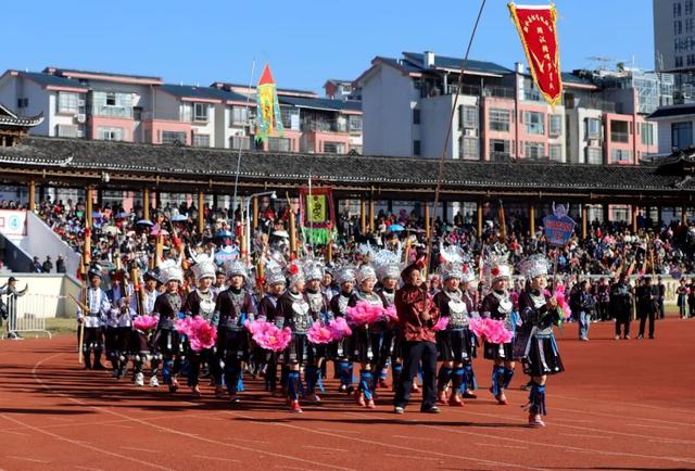 多图+多视频，直击第二十三届融水芦笙斗马节开幕式→