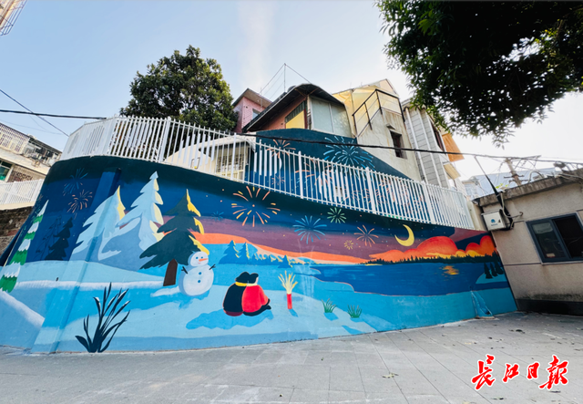 武昌三道街建起“漫步山道”，黄鹤楼观赏有了新机位