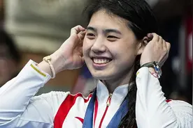 外媒质疑潘展乐破纪录，张雨霏反问为何不质疑菲尔普斯视频封面