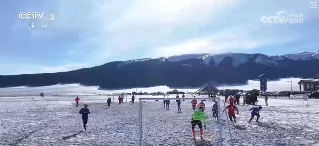 “冰雪+科考”“极寒躺冰” 特色玩法“上新”助力“冷”资源“热力全开”