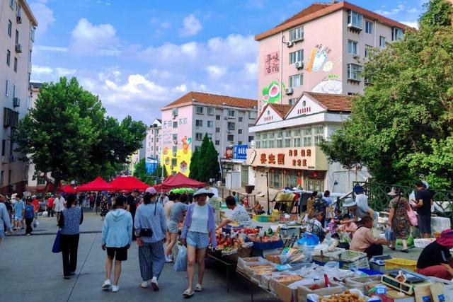 清晨五点，威海人还没醒，威海这两条路却早已挤满了外地车！