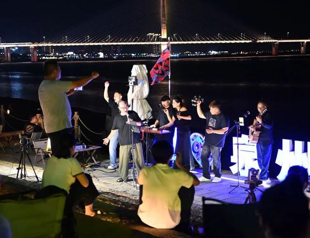 多图直击“滨海浪漫线”！夜游泉州必打卡！