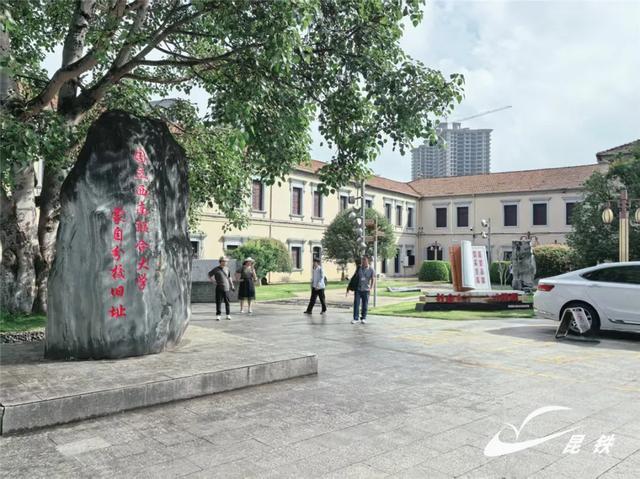 周末“特种兵” 乘动车2天高效打卡滇南