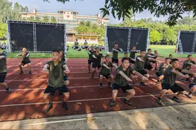 做好“由民向兵”第一步，三水130多名新兵接受役前教育图片