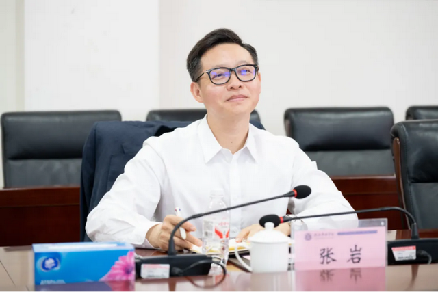 中国新高教集团携手京东集团打造校企协同育人创新模式