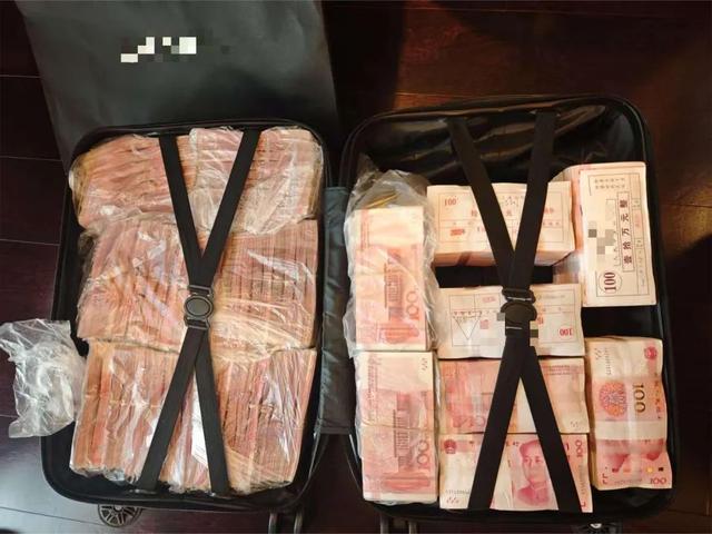 上海警方通报：沪上某互联网企业高管被抓，2年狂收4000万元