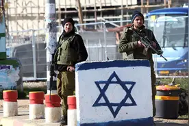 穆兄会两名武装人员从约旦进入以色列向以军开火图片