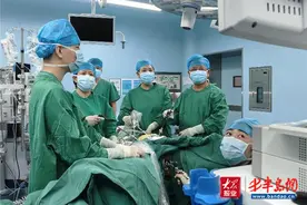 “镜”下除疾 青滨附院成功解决III度子宫脱垂患者10余年困扰图片