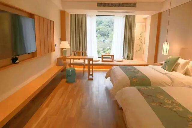 广东新晋网红地！浪漫花海、直升机飞行、地道美食…三水这个地方藏不住了