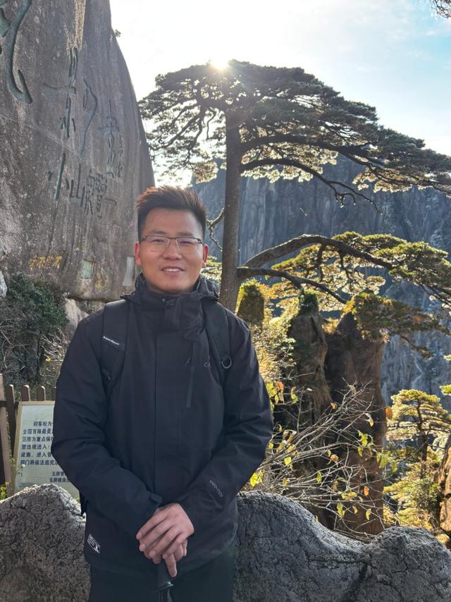 黄山“喊话哥”，意外走红