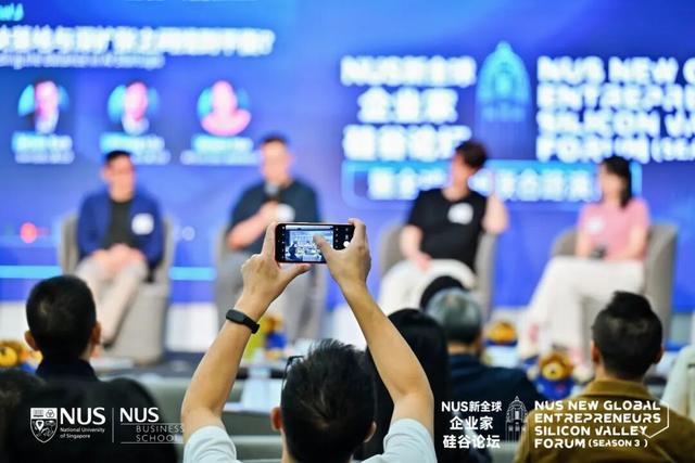 未来10年，如何在AI时代浪潮中找到新坐标？