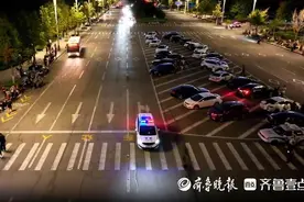 14岁少年租电摩“炸街”！七问改装电摩深夜“飙车”乱象图片